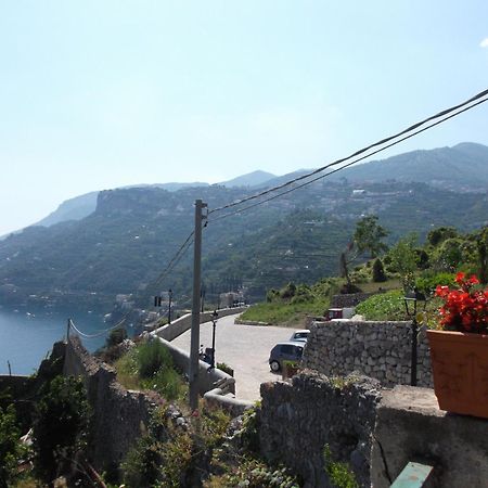 Casa Vacanze Nonno Aldo Minori Eksteriør bilde