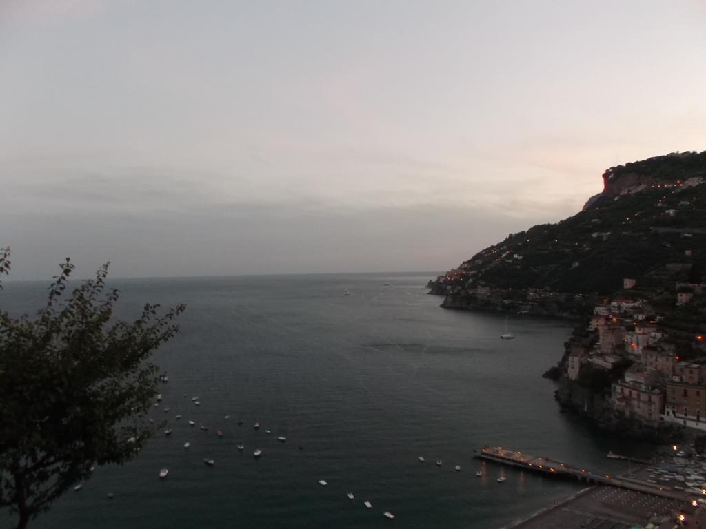 Casa Vacanze Nonno Aldo Minori Eksteriør bilde
